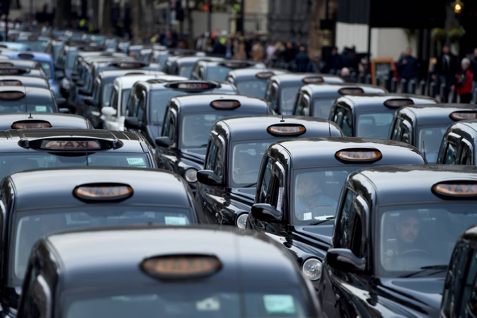 Why London's streets are a total nightmare for self-driving cars