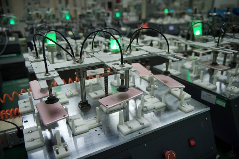 China's quickly losing its position as the world's smartphone factory