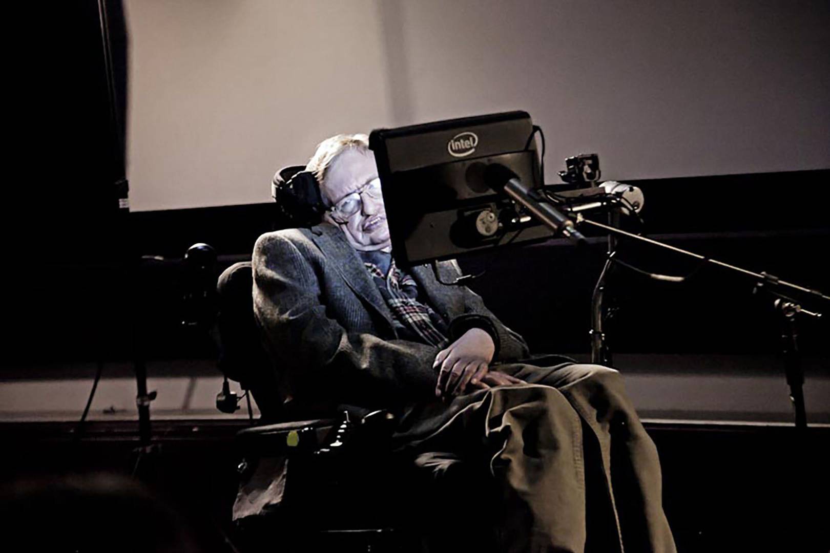 Stephen Hawking warns that if we don't leave this planet soon, we will be annihilated