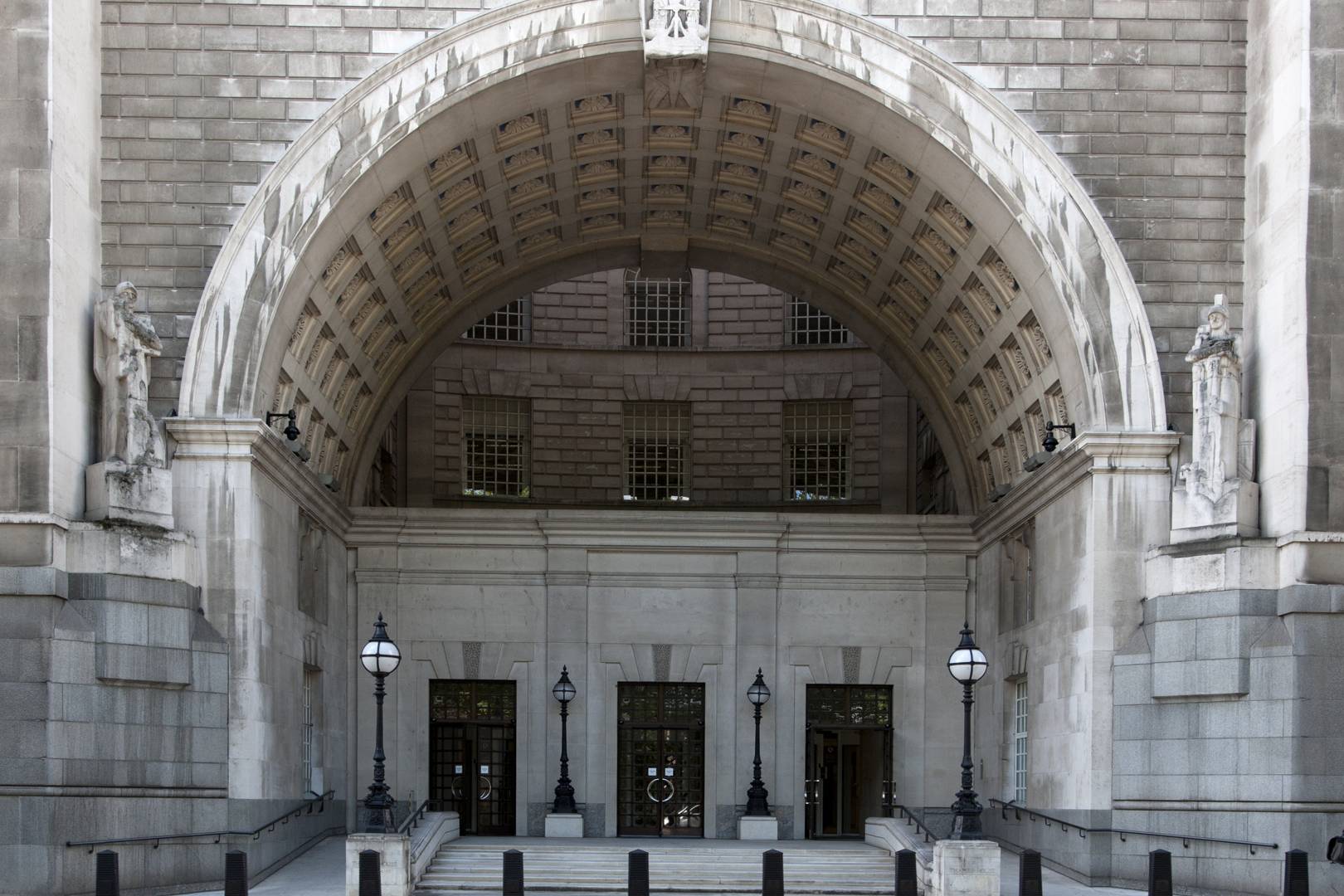 Wednesday briefing: MI5 engaged in 'unlawful' handling of UK citizens' data